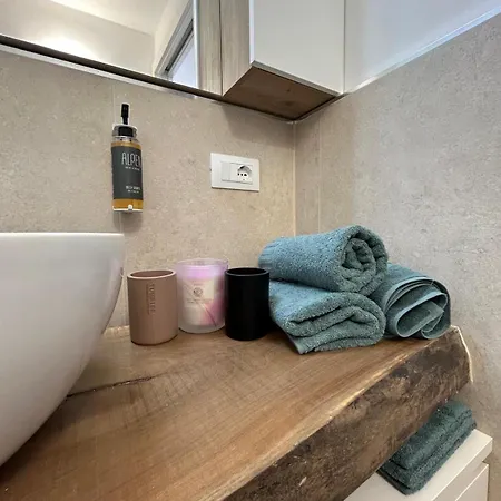 Reali- La Reggia Appartement *